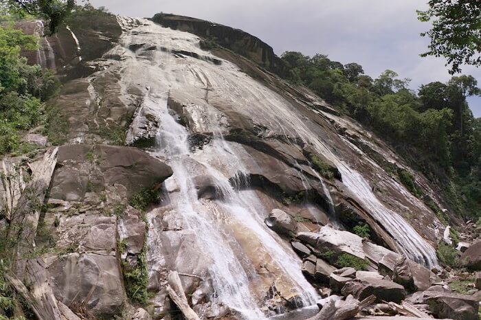 Jelawang Waterfall