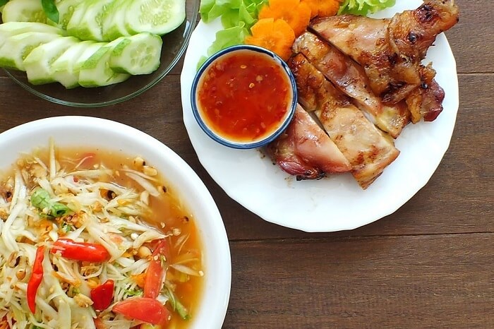 Som-Tum-Gai-Yang