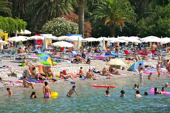 Uvala Lapad Beach