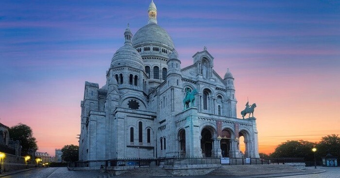 10 Churches in Paris That Are A Must For Traveler