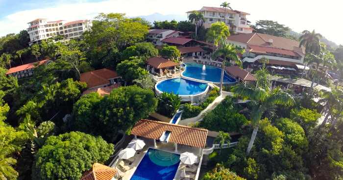 explore some best resorts in costarica