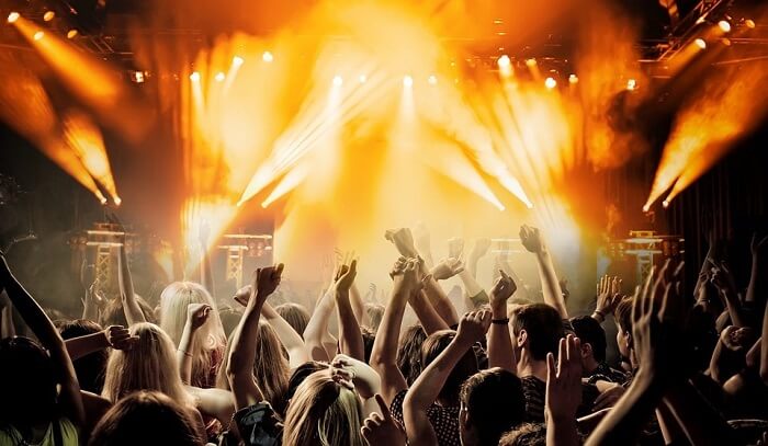 special live nights featured at lola lolita bar