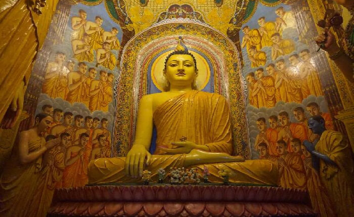 statue of Buddha