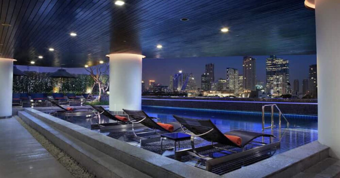 Nightclubs And Pubs To Enjoy Silom Nightlife