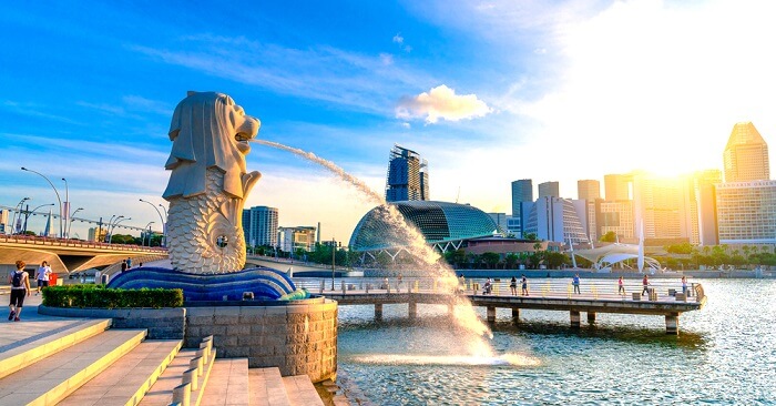 Merlion Park: Now Discover The True Colours Of This City