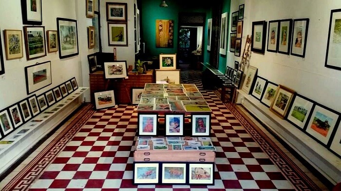 Art gallery.jpg