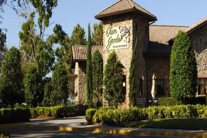 Olive Garden Bar