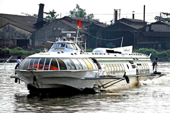 Speedboat