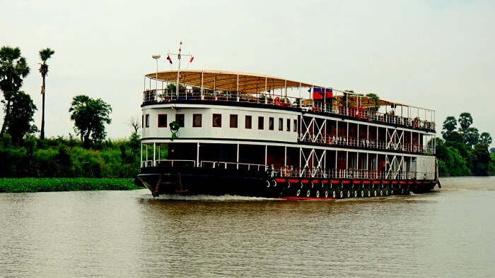 river cruise