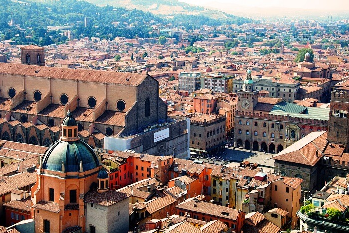 seventh most popular city of Italy