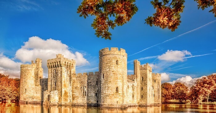 10 Castles In United Kingdom One Must Definitely Visit!