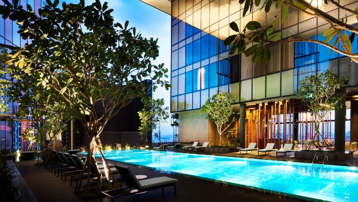 provide excellent pool and activities