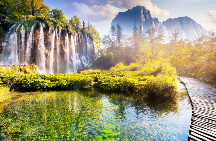 Most amazing Largest Waterfalls in the world