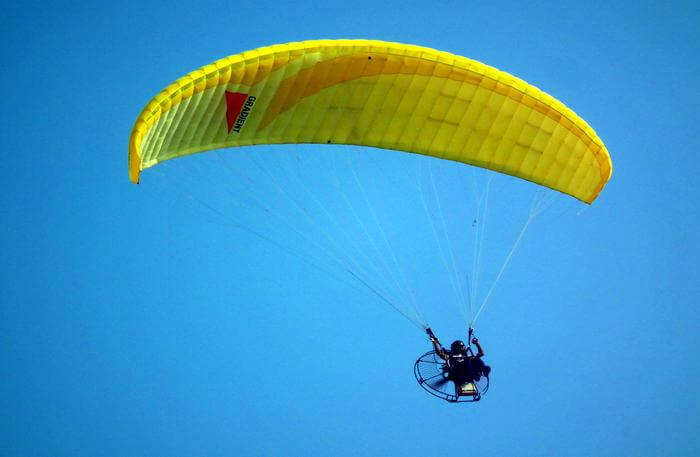 Adventure Sports in sky