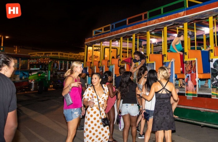 Chiva Night Party Tour