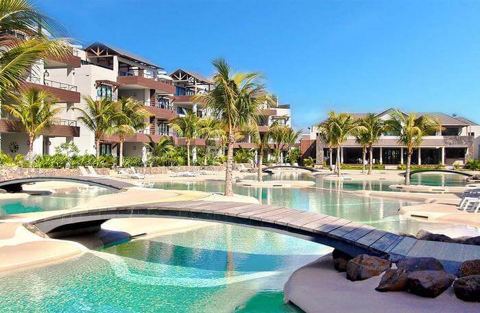pool view