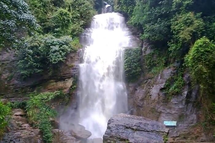 Dehena Falls