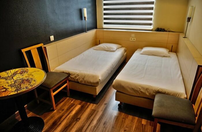 ES Hostel