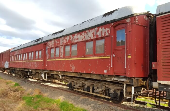 Explore the train
