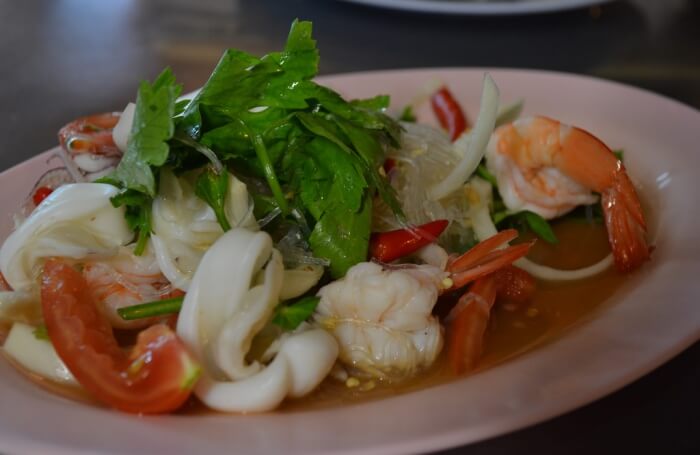 Leo Thai Khaneng Coffee Shop