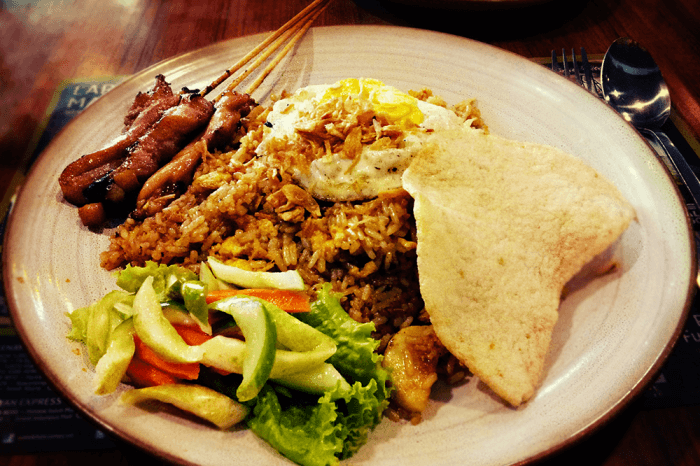 Local cuisine and coffee