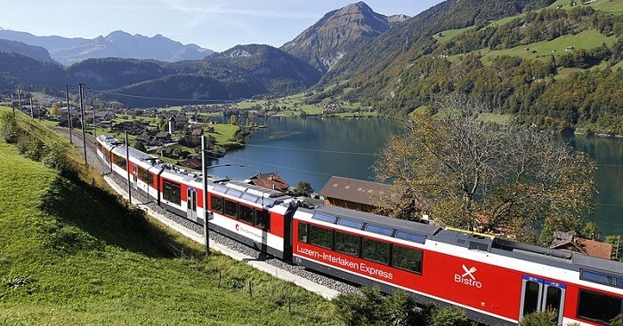 switzerland train tour packages
