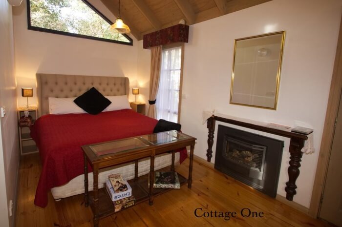 Olinda Country Cottage