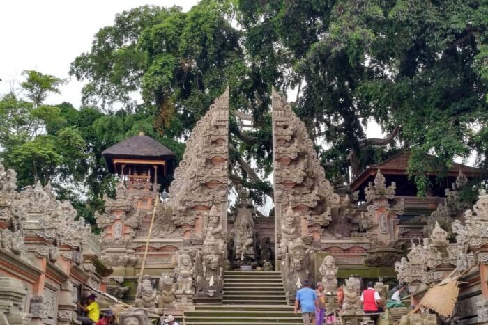Pura Dalem Bentuyung Temple
