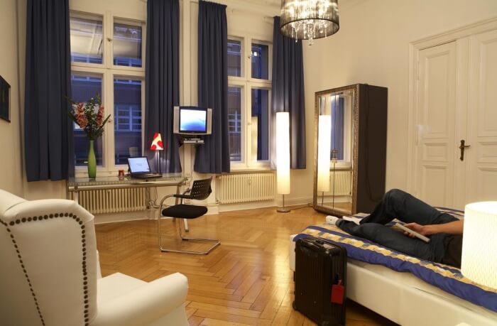 STARS Guesthouse And Apartments