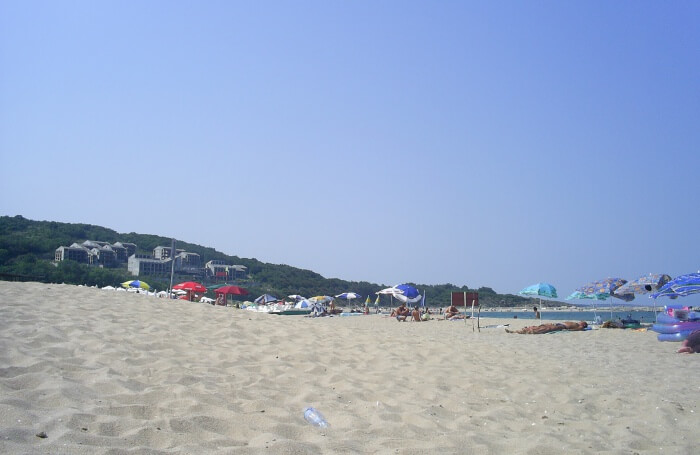The-Bear’s-Cove-Arkutino