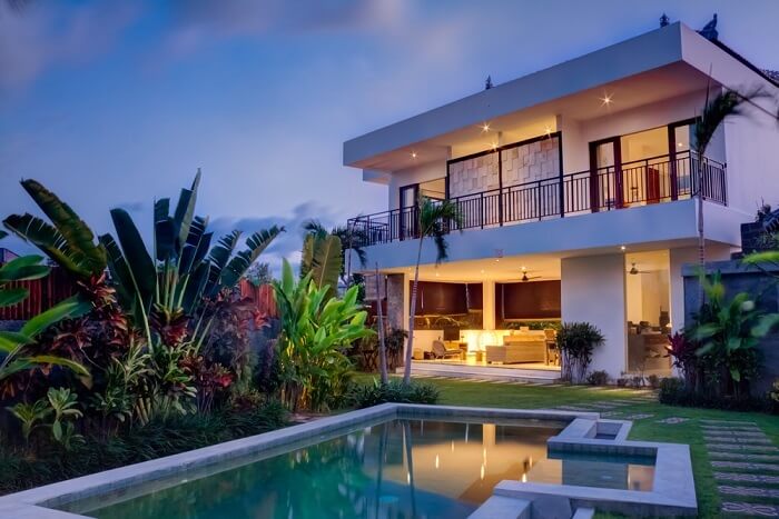 most large ocean views