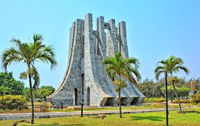 nice tourist places in ghana