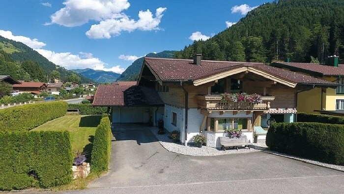 villas in austria