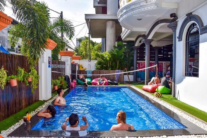 hostels in phnom penh cover img