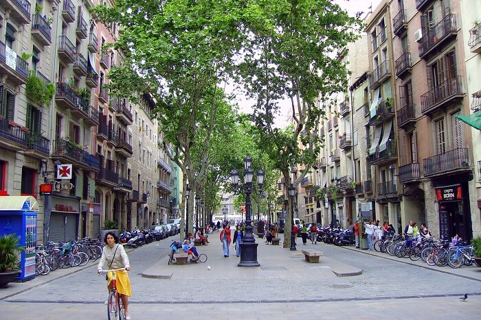 Beautiful-Streets-In-Barcelona
