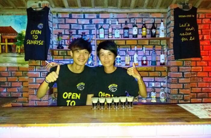 Brown Eyes Bar