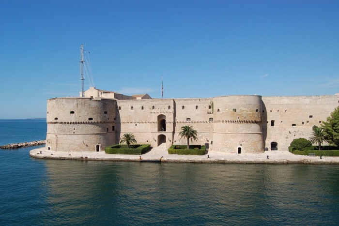 Castles of Puglia Tour