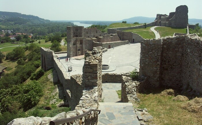 Devin Castle2