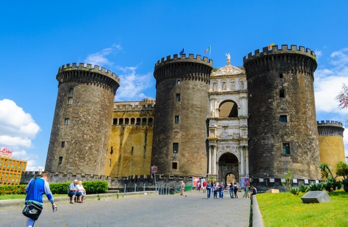 Explore The Castles And Palaces Of Naples