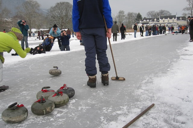 Go Curling