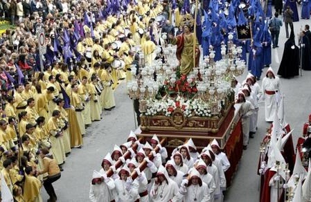 Join Semana Santa procession