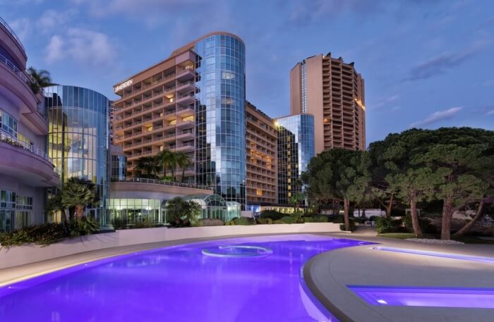 Le Meridien Beach Plaza