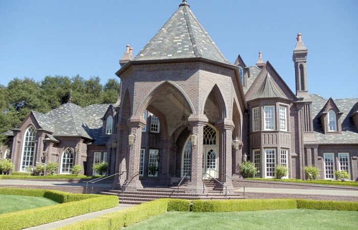 Ledson Vineyards