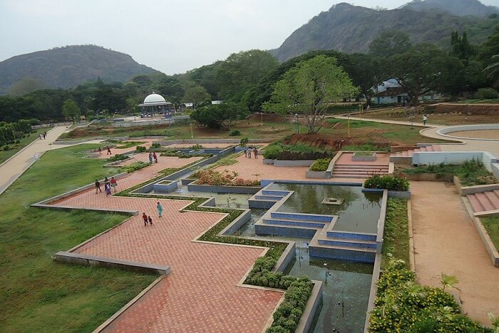 famous rock gardens of malampuzha