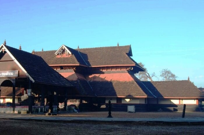 Mannar Thrikkuratti Mahadeva