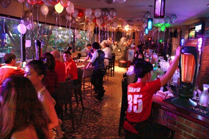 Mel’s Place Bar & Bistro