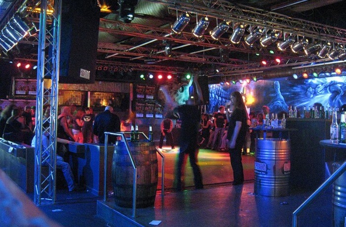 Pubs and Discos In Bucharest