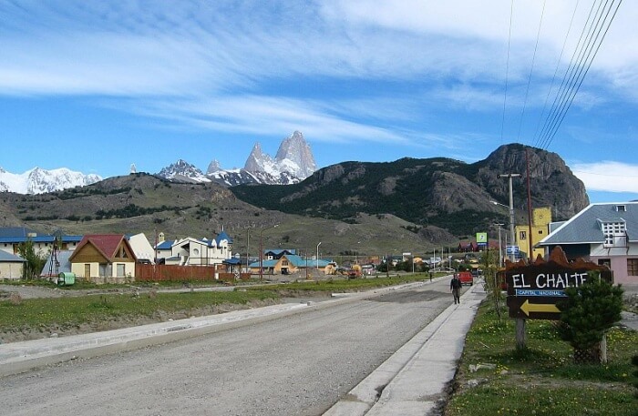 El Chaltén Village road