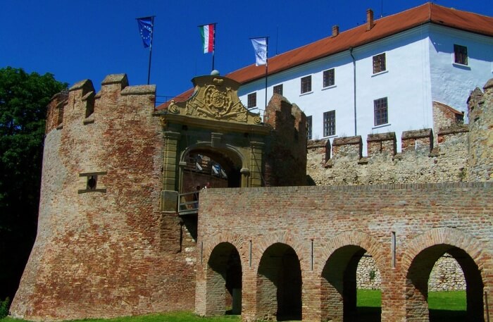 Siklos Castle