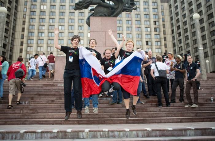 Slovakia Team Up